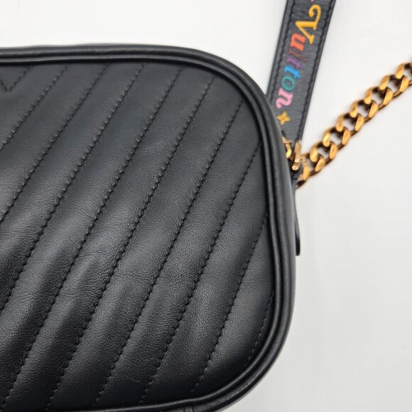 COA INCLUDED - Louis Vuitton M53682 NAVY/Black Camera Bag Wave Crossbody - Picture 10 of 15